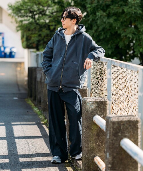 NAUTICA(ノーティカ)の「NAUTICA/ノーティカ ピグメント加工 HIDDEN LOGO スウェット ダブルジップパーカー(パーカー・メンズ・ブラック/ネイビー/ブラウン・LARGE/X-LARGE/MEDIUM/SMALL)」の4枚目の写真