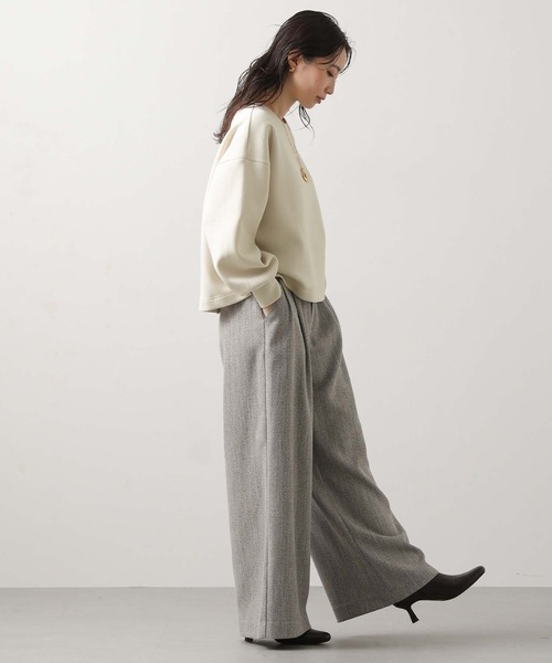 Gready Brilliant(グレディブリリアン)の「ダンボールタックリボンカットソー(Tシャツ/カットソー・レディース・アイボリー/チャコールグレー・38)」の4枚目の写真