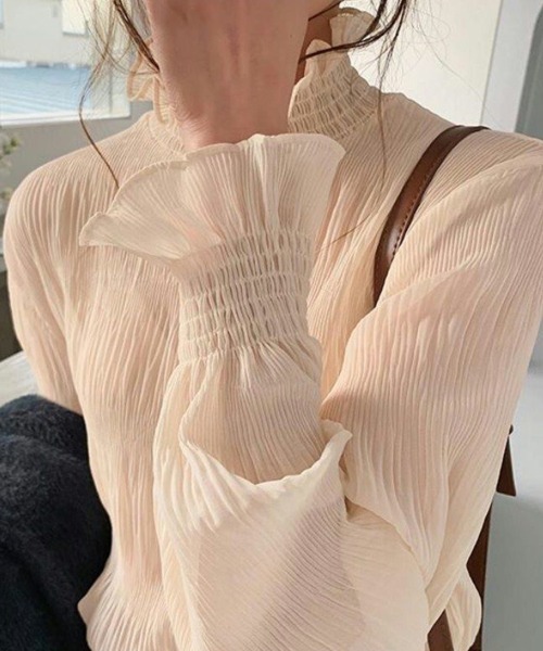 Flugge(フラッジー)の「フリルシフォンブラウス(シャツ/ブラウス・レディース・ブラック/アイボリー/ブラウン・LARGE/MEDIUM)」の4枚目の写真