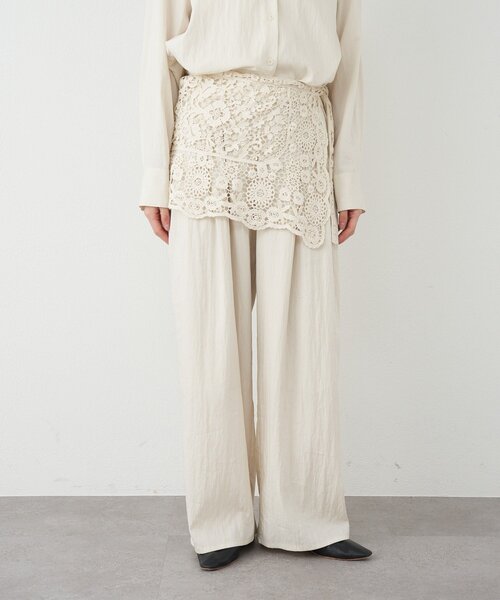 SHENERY（シーナリー）の「3タックイージーパンツ（その他パンツ・レディース・ブラック/アイボリー/ベージュ・36/38）」の2枚目の写真