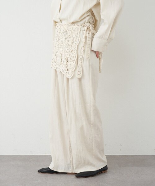 SHENERY（シーナリー）の「3タックイージーパンツ（その他パンツ・レディース・ブラック/アイボリー/ベージュ・36/38）」の9枚目の写真