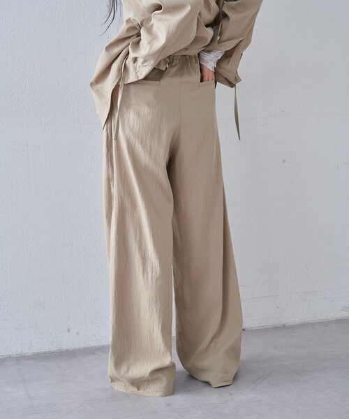 SHENERY（シーナリー）の「3タックイージーパンツ（その他パンツ・レディース・ブラック/アイボリー/ベージュ・36/38）」の18枚目の写真