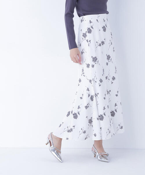 NATURAL BEAUTY BASIC（ナチュラルビューティーベーシック）の「◇プリントヘム切替マーメイドスカート（スカート・レディース・ホワイト系その他/ブルー系その他・P/S/MEDIUM）」の8枚目の写真