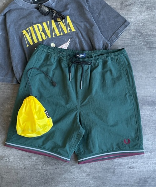 FRED PERRY（フレッドペリー）の「【WEB先行予約】[FRED PERRY/フレッドペリー] 別注 ツインティップライン ワンポイントロゴ刺繍 スイムショートパンツ（その他パンツ・レディース・ネイビー/グリーン/ブラック/グレー・XS/L/M/S）」の3枚目の写真