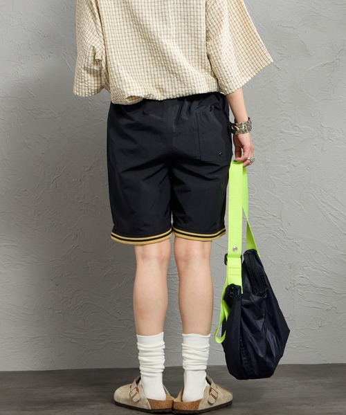 FRED PERRY（フレッドペリー）の「[FRED PERRY/フレッドペリー] 別注 ツインティップライン ワンポイントロゴ刺繍 スイムショートパンツ（その他パンツ・レディース・ネイビー/グリーン/ブラック/グレー・XS/L/M/S）」の22枚目の写真