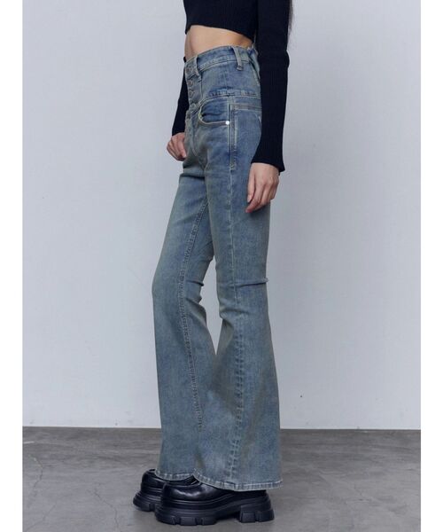 EMODA（エモダ）の「バックリボンフレアハイウエストパギンス（デニムパンツ・レディース・ライトブルー/ブラック/インディゴブルー・X-SMALL/MEDIUM/SMALL）」の13枚目の写真
