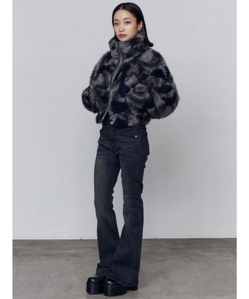 EMODA（エモダ）の「バックリボンフレアハイウエストパギンス（デニムパンツ・レディース・ライトブルー/ブラック/インディゴブルー・X-SMALL/MEDIUM/SMALL）」の7枚目の写真