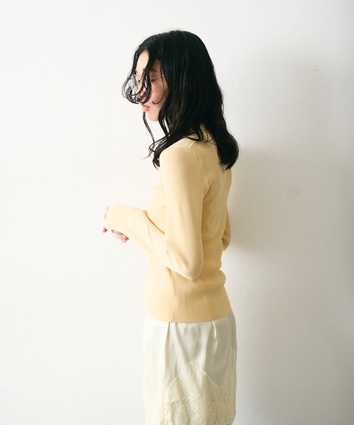 Lutim by u(ルチバイユー)の「【接触冷感】アイシーシャーベットフロントボタンリブトップス(その他トップス・レディース・チャコールグレー/アイボリー/ネイビー・FREE)」の5枚目の写真
