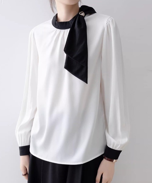 ReRe（リリ）の「配色スカーフ付きブラウス（シャツ/ブラウス・レディース・セージグリーン/ブラック・LARGE/X-LARGE/MEDIUM）」の14枚目の写真