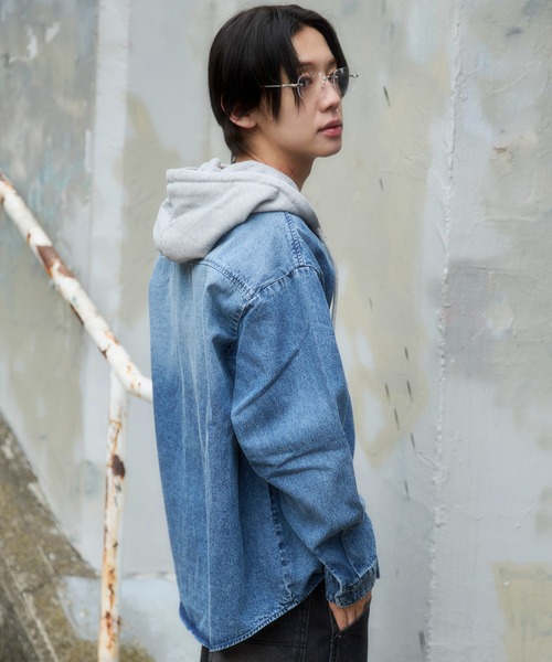 WEGO(ウィゴー)の「WEGO/【26年春夏新作】デニムフードシャツ(LS)(シャツ/ブラウス・メンズ・スカイブルー/ブラック系1・MEDIUM/LARGE)」の16枚目の写真