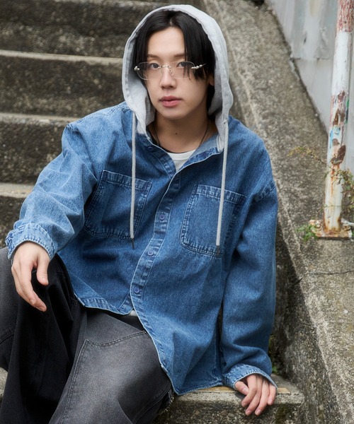 WEGO(ウィゴー)の「WEGO/【26年春夏新作】デニムフードシャツ(LS)(シャツ/ブラウス・メンズ・スカイブルー/ブラック系1・MEDIUM/LARGE)」の17枚目の写真