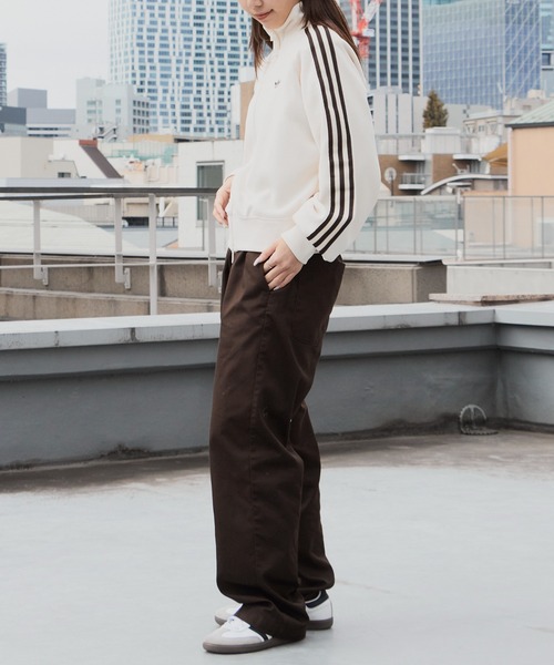 adidas(アディダス)の「adidas/アディダス KNITBALOON TT スリーストライプス ニットトラックジャケット 2026年春夏(ニット/セーター・レディース・アイボリー/ピンク/ブラック・S/M/L)」の19枚目の写真