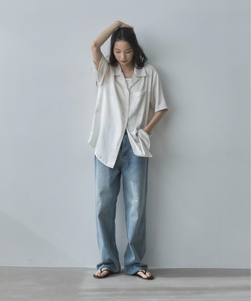 feepur(フェピュール)の「オープンカラーハーフスリーブサテンシャツ(シャツ/ブラウス・レディース・ブラック/アイボリー・MEDIUM)」の7枚目の写真