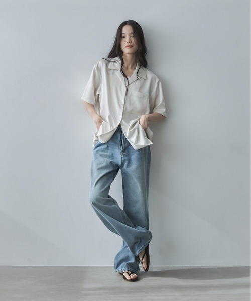 feepur(フェピュール)の「オープンカラーハーフスリーブサテンシャツ(シャツ/ブラウス・レディース・ブラック/アイボリー・MEDIUM)」の13枚目の写真