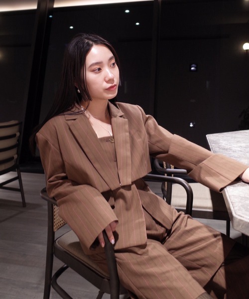 Ameri(アメリ)の「DEFORMATION PINSTRIPE JACKET(テーラードジャケット・レディース・グレー/ブラウン・MEDIUM/SMALL)」の13枚目の写真