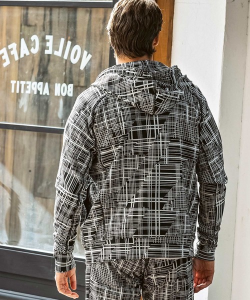 1PIU1UGUALE3  RELAX （ウノピゥウノウグァーレトレ リラックス）の「1PIU1UGUALE3 RELAX(ウノピゥウノウグァーレトレ リラックス)ジオメトリック ジップアップパーカー（パーカー・メンズ・ブラック・M/S/XXL/XL/L）」の3枚目の写真