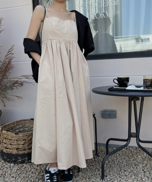 FREE STYLISTS（フリー スタイリスト）の「YUGA_YGMC　　Korean-style camisole voluminous flare dress（ワンピース・レディース・ブラック・FREE）」の3枚目の写真