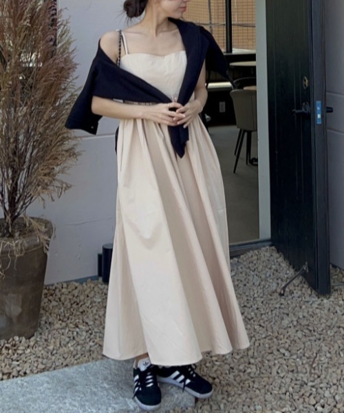 FREE STYLISTS（フリー スタイリスト）の「YUGA_YGMC　　Korean-style camisole voluminous flare dress（ワンピース・レディース・ブラック・FREE）」の2枚目の写真