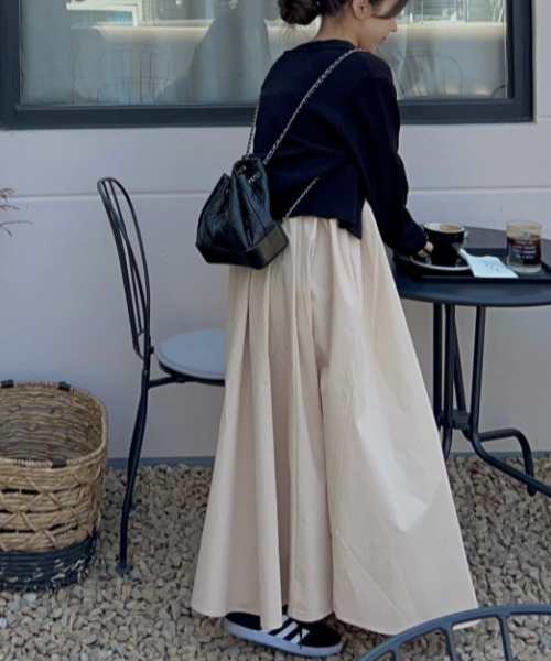 FREE STYLISTS（フリー スタイリスト）の「YUGA_YGMC　　Korean-style camisole voluminous flare dress（ワンピース・レディース・ブラック・FREE）」の14枚目の写真