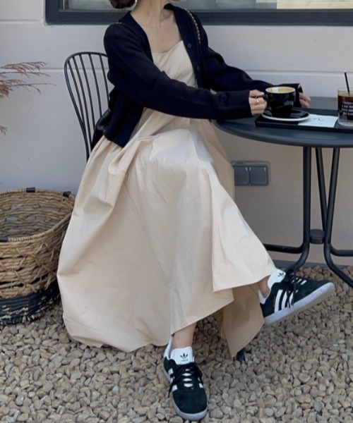 FREE STYLISTS（フリー スタイリスト）の「YUGA_YGMC　　Korean-style camisole voluminous flare dress（ワンピース・レディース・ブラック・FREE）」の20枚目の写真