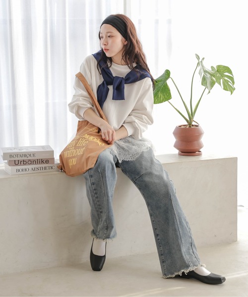 La-gemme(ラジェム)の「裾レーストップス(Tシャツ/カットソー・レディース・ホワイト/ブラック・フリー)」の5枚目の写真