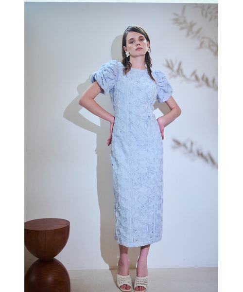 Estella.K(エステラケー)の「Butterfly Lace Midi Dress 3Dフラワーバタフライドレス(ワンピース・レディース・ホワイト/モーブ系/サックスブルー・FREE)」の4枚目の写真