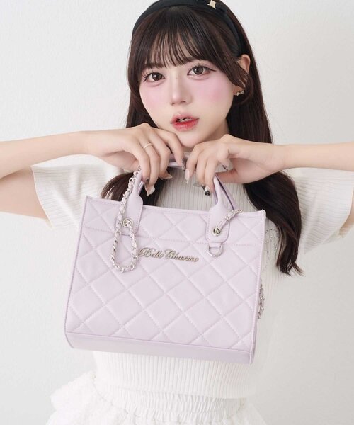 OLIVE des OLIVE(オリーブデオリーブ)の「【Belle Charme】Belle Charme Quilted Mini Tote(トートバッグ・レディース・ピンク/アイボリー/ブラック/ラベンダー/サックスブルー・FREE)」の4枚目の写真