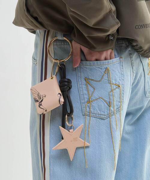 CLAMP】『CLOVER』POUCH CHARM (全2種)（チャーム）｜CONVERSE TOKYO