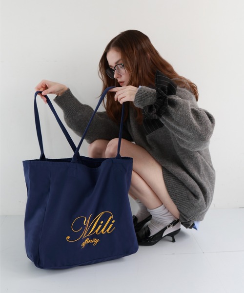 Mili affinity（ミリアフィニティー）の「ロゴビックトートバック（トートバッグ・レディース・ネイビー/ホワイト/バーガンディー/イエロー・FREE）」の18枚目の写真