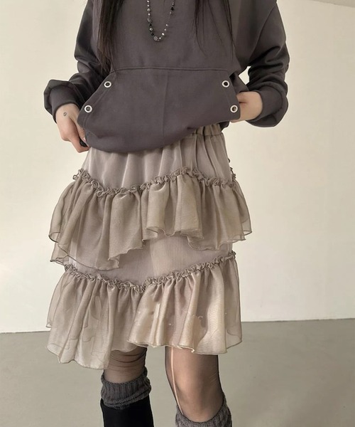LYEON（リヨン）の「シアーラッフルティアードスカート（スカート・レディース・ブラック/ベージュ/ホワイト・FREE）」の3枚目の写真