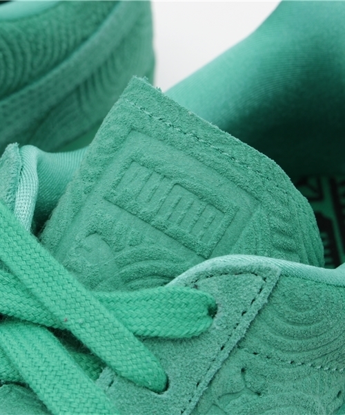 PUMA(プーマ)の「スウェード クラシック + COLORED ウィメンズ (WOMEN)(スニーカー・レディース・ブルー/レッド/グリーン・25.0cm/25.5cm/23.0cm/23.5cm/24.0cm/24.5cm/22.5cm)」の9枚目の写真