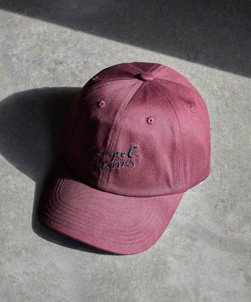 LY（エルワイ）の「(LY)LETTER CAP（キャップ・レディース・ベージュ/ネイビー/バーガンディー・ONE SIZE）」の3枚目の写真