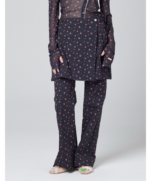 Little sunny bite(リトルサニーバイト)の「【Little Sunny Bite】floral nylon pants(その他パンツ・レディース・ピンク/ホワイト/ブラック・MEDIUM/SMALL)」の2枚目の写真