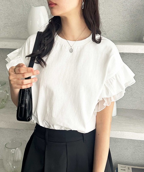 GeeRA(ジーラ)の「接触冷感袖フリルカットソー(Tシャツ/カットソー・レディース・ブラック/オフホワイト・MEDIUM/LARGE/X-LARGE)」の2枚目の写真