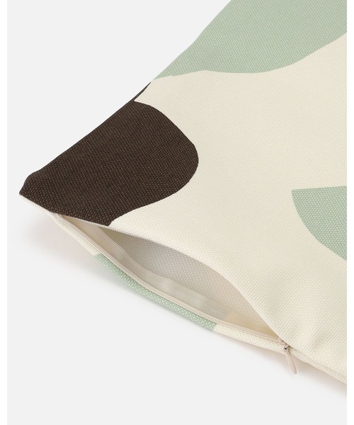 marimekko(マリメッコ)の「Pieni Omppo / Cushion Cover 40x60(クッション/クッションカバー・レディース・ライトグリーン・FREE)」の4枚目の写真