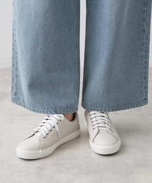 Dessin（デッサン）の「【2WAY】スムーススニーカー（スニーカー・レディース・ライトグレー/ホワイト・50/45/40/35/30）」の4枚目の写真