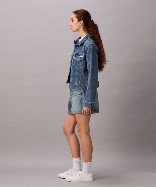 Calvin Klein(カルバン・クライン)の「クラシックトラッカージャケット(デニムジャケット・レディース・ブルー・S/M)」の3枚目の写真