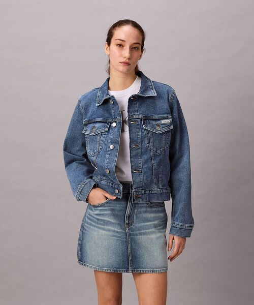 Calvin Klein(カルバン・クライン)の「クラシックトラッカージャケット(デニムジャケット・レディース・ブルー・S/M)」の6枚目の写真