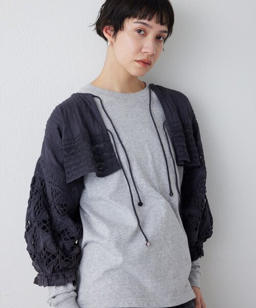 Whim Gazette（ウィムガゼット）の「ボレロブラウス（カーディガン/ボレロ・レディース・チャコールグレー/オフホワイト/ブラック・FREE）」の2枚目の写真