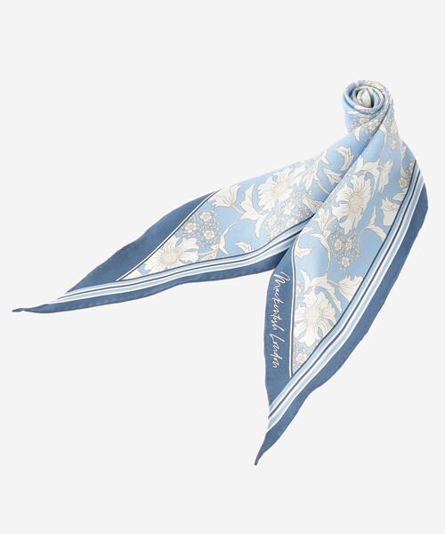 MACKINTOSH LONDON（マッキントッシュ ロンドン）の「【婦人画報4月号掲載】【BIBURY FLOWER】バイブリーフラワーミニダイヤモンドシェイプスカーフ（バンダナ/スカーフ・レディース・ベージュ/グリーン/ブルー系その他2・FREE）」の9枚目の写真