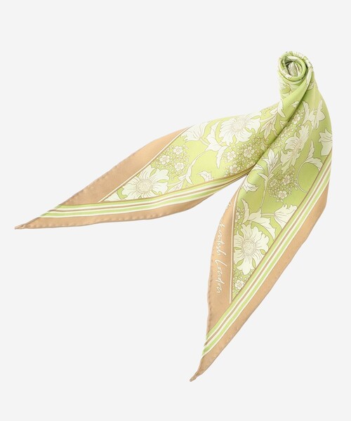 MACKINTOSH LONDON（マッキントッシュ ロンドン）の「【婦人画報4月号掲載】【BIBURY FLOWER】バイブリーフラワーミニダイヤモンドシェイプスカーフ（バンダナ/スカーフ・レディース・ベージュ/グリーン/ブルー系その他2・FREE）」の11枚目の写真