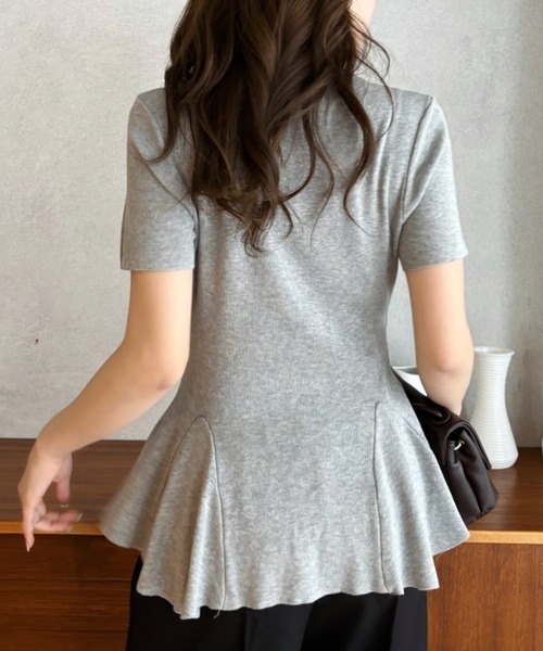 Eclat one(エクラワン)の「【Eclat one】ペプラム デザイン フレアヘム 半袖 ニットTシャツ(Tシャツ/カットソー・レディース・ブラック/アイボリー/グレー・FREE)」の15枚目の写真