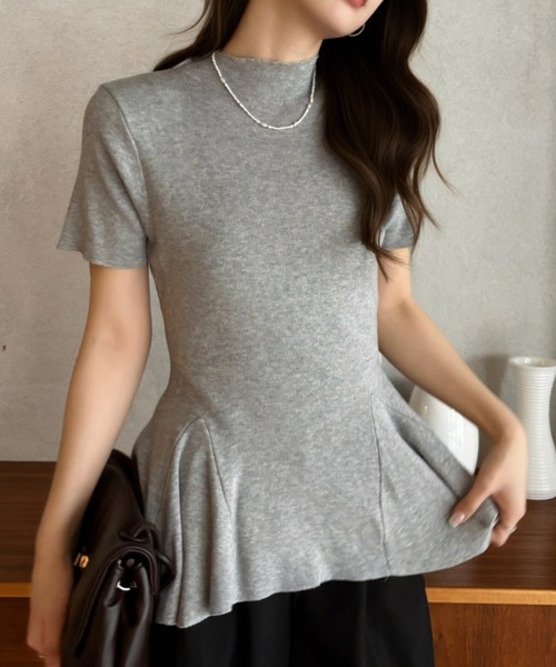 Eclat one(エクラワン)の「【Eclat one】ペプラム デザイン フレアヘム 半袖 ニットTシャツ(Tシャツ/カットソー・レディース・ブラック/アイボリー/グレー・FREE)」の12枚目の写真