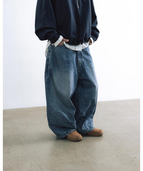 ANGLAN(アングラン)の「Washed Denim Balloon Pants - Japan Fabric Edition(デニムパンツ・メンズ・その他・1/2)」の4枚目の写真