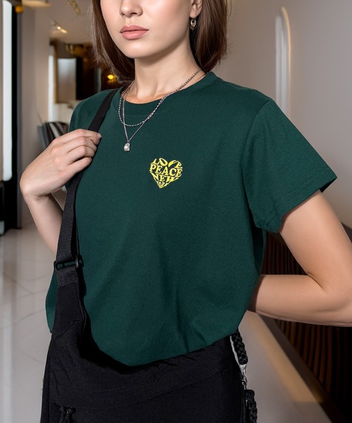 Candlestick(キャンドルスティック)の「ハート刺繍ロゴ コンパクトTシャツ(Tシャツ/カットソー・レディース・グリーン/ホワイト系/ブラック/スミクロ・FREE)」の21枚目の写真