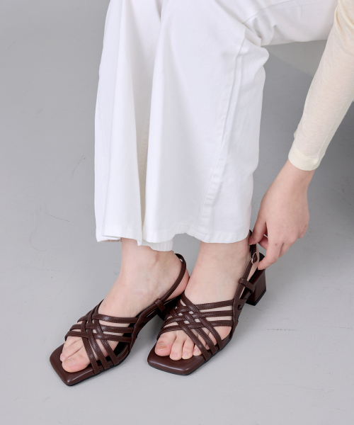CESTI(セスティ)の「クリス クロス スリングバックサンダル (ブラウン)(サンダル・レディース・ブラウン・22.5cm/23cm/23.5cm/24cm/24.5cm/25cm)」の5枚目の写真