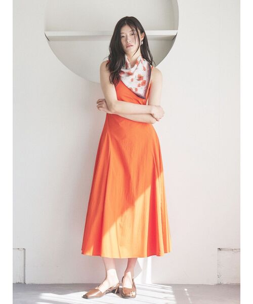 LAGUNAMOON(ラグナムーン)の「アシメデザインフレアワンピース 【夏服】(ワンピース・レディース・ブラック/オレンジ・MEDIUM/SMALL)」の16枚目の写真