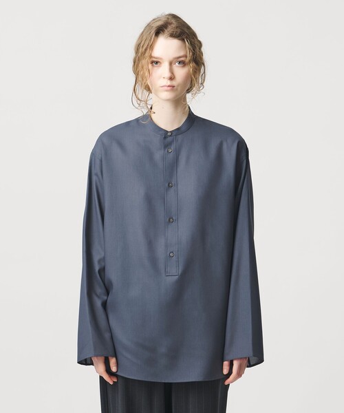 LOEFF(ロエフ)の「<LOEFF>ポリエステルボイル ヘンリーネック シャツ(シャツ/ブラウス・レディース・ネイビー/ブラック・0/1)」の9枚目の写真