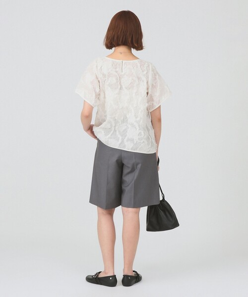 Ray BEAMS(レイビームス)の「【8/6 再値下げ】シュリンク ジャカード トップス(Tシャツ/カットソー・レディース・ホワイト系その他6/ブラック・ONE SIZE)」の5枚目の写真
