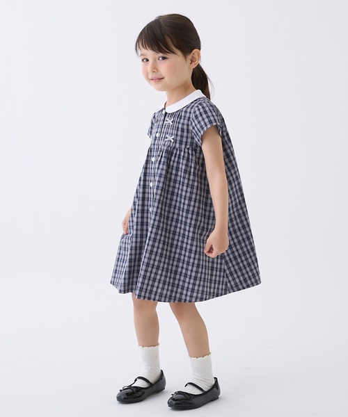 petit main(プティマイン)の「ちびリボンピンタックワンピース(ワンピース・キッズ・ブルー/カラフル/ネイビー・100cm/120cm/80cm/130cm/110cm/90cm)」の5枚目の写真